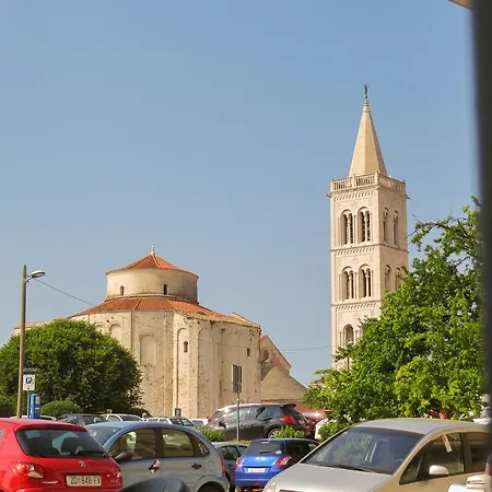 Alojamento de Acomodação e Pequeno-almoço Four Zadar